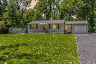 9843 Jacobi Avenue, St Louis, MO 63136