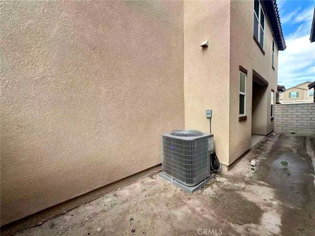 8536 Midway Ln, Chino, CA 91708