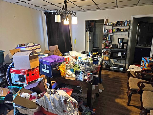 15 Warren St, Crafton, PA 15205