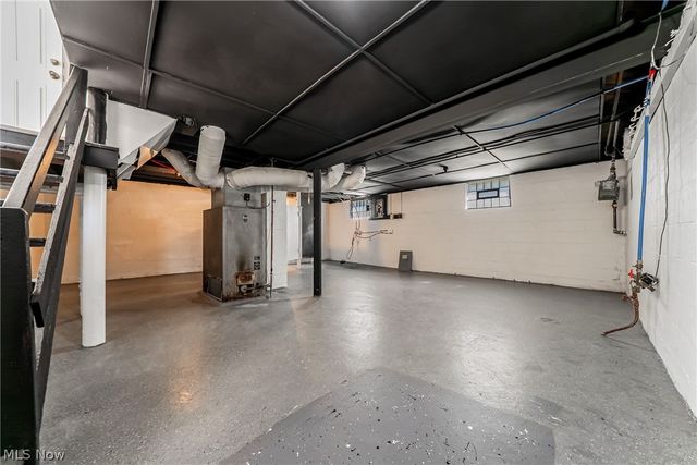 3995 E 154th Street, Cleveland, OH 44128