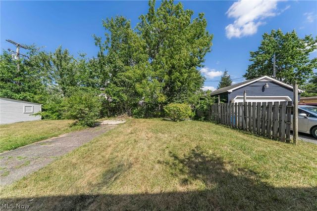 3995 E 154th Street, Cleveland, OH 44128