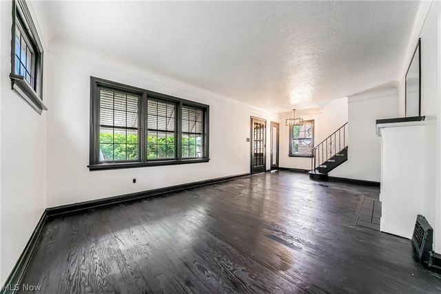 3995 E 154th Street, Cleveland, OH 44128