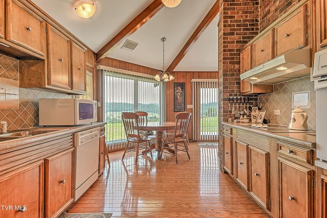 304 Quillen Terrace Circle, Nickelsville, VA 24271