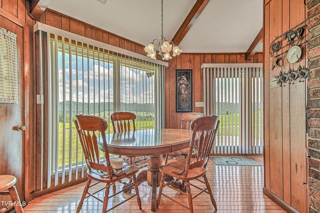 304 Quillen Terrace Circle, Nickelsville, VA 24271