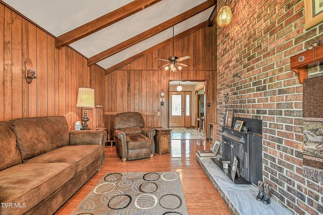 304 Quillen Terrace Circle, Nickelsville, VA 24271