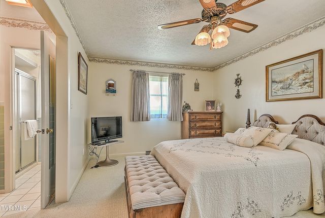 304 Quillen Terrace Circle, Nickelsville, VA 24271