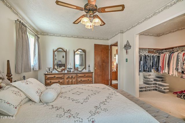 304 Quillen Terrace Circle, Nickelsville, VA 24271