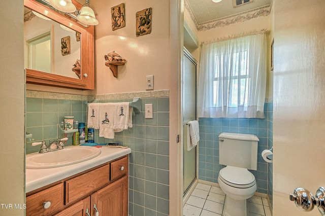 304 Quillen Terrace Circle, Nickelsville, VA 24271