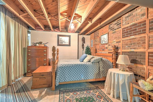 304 Quillen Terrace Circle, Nickelsville, VA 24271