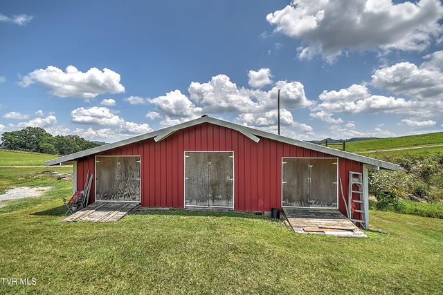 304 Quillen Terrace Circle, Nickelsville, VA 24271