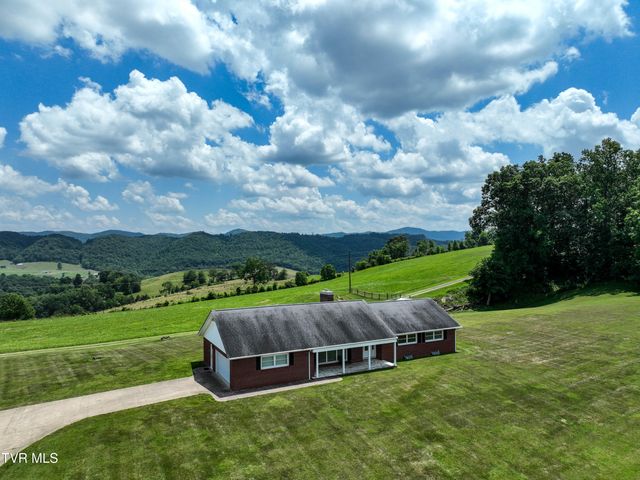 304 Quillen Terrace Circle, Nickelsville, VA 24271