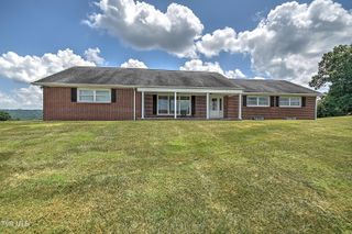 304 Quillen Terrace Circle, Nickelsville, VA 24271