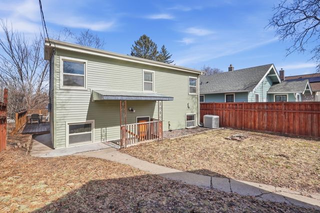 1876 Berkeley Avenue, Saint Paul, MN 55105