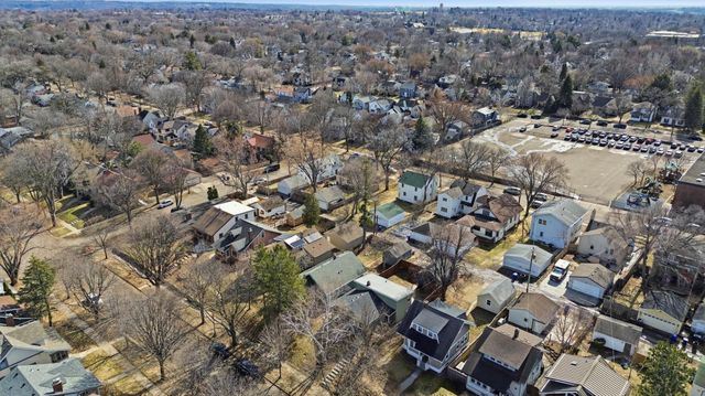 1876 Berkeley Avenue, Saint Paul, MN 55105