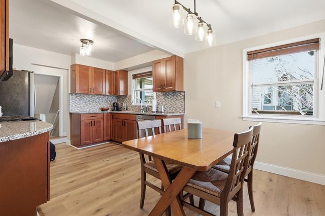 1876 Berkeley Avenue, Saint Paul, MN 55105