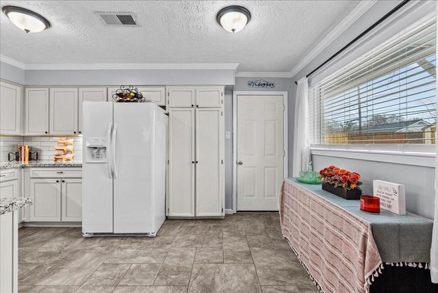 913 Peggy Street, Deer Park, TX 77536