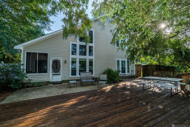 13314 Bayou Terrace Dr, St Amant, LA 70774