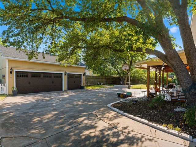 3410 Country Club Road, Pantego, TX 76013