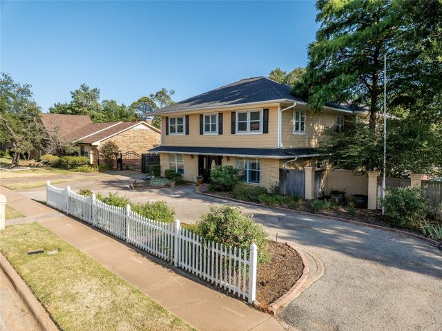 3410 Country Club Road, Pantego, TX 76013