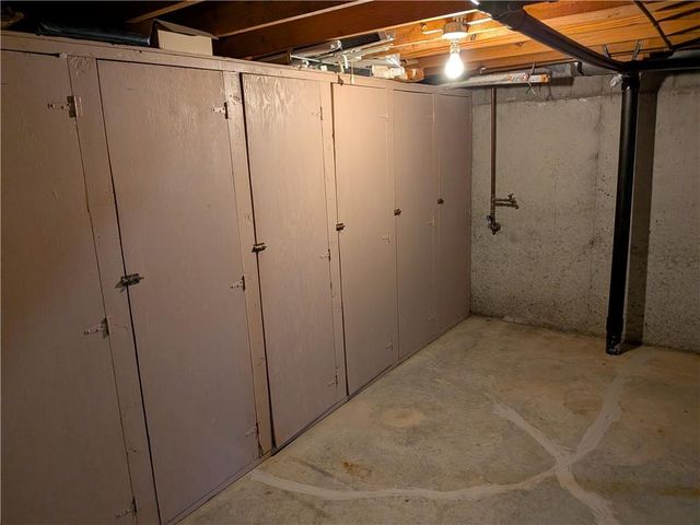 1014 S Maple Street, Concordia, MO 64020