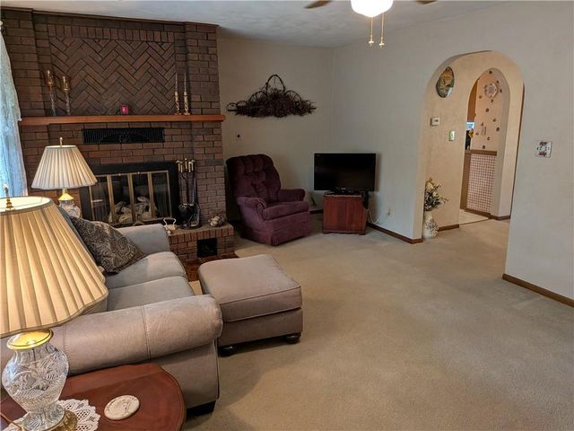 1014 S Maple Street, Concordia, MO 64020