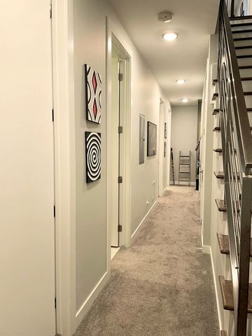 1506 W Superior Street 1, Chicago, IL 60642