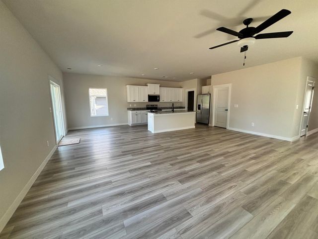 407 West Claywalk Road, Woodruff, SC 29388