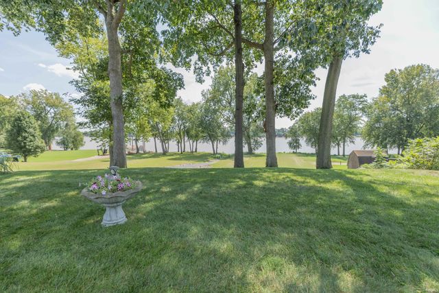 9999 Powers Drive, Newburgh, IN 47630