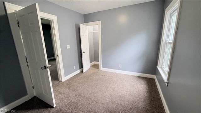 10404 Grandview Avenue, Cleveland, OH 44104