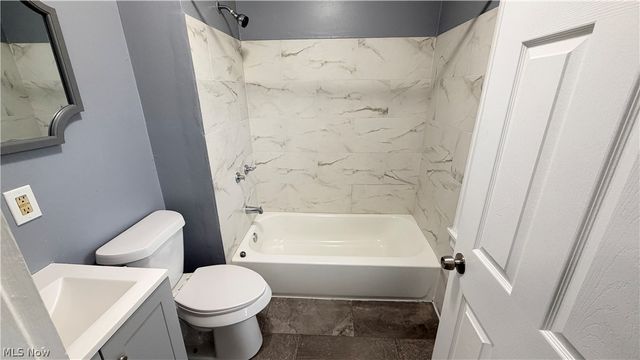 10404 Grandview Avenue, Cleveland, OH 44104