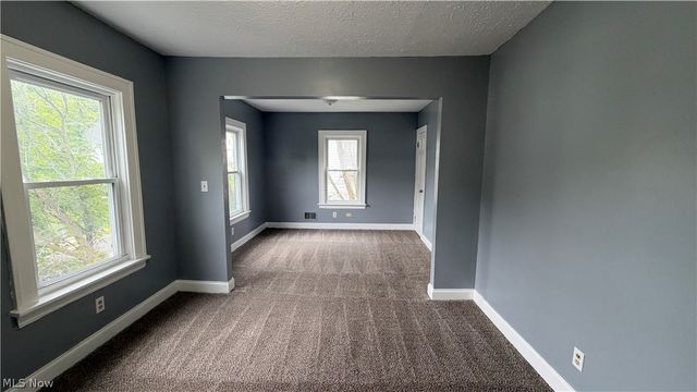 10404 Grandview Avenue, Cleveland, OH 44104
