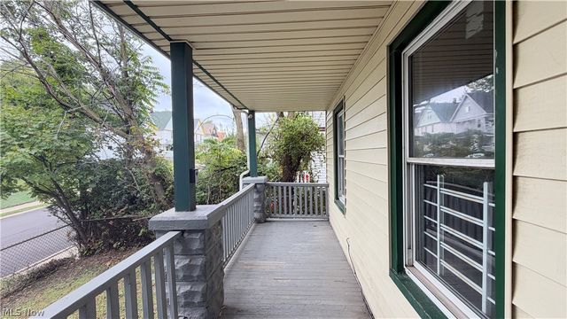 10404 Grandview Avenue, Cleveland, OH 44104