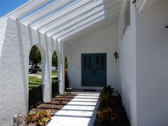 853 2ND AVENUE S, Tierra Verde, FL 33715