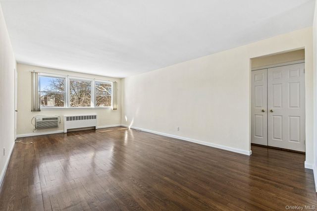 9 Avon Circle C, Rye Brook, NY 10573