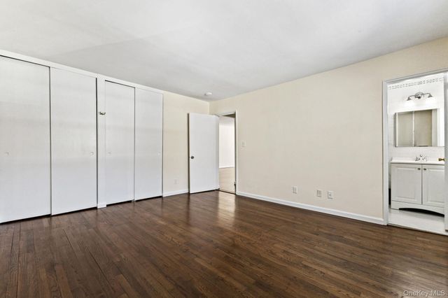 9 Avon Circle C, Rye Brook, NY 10573