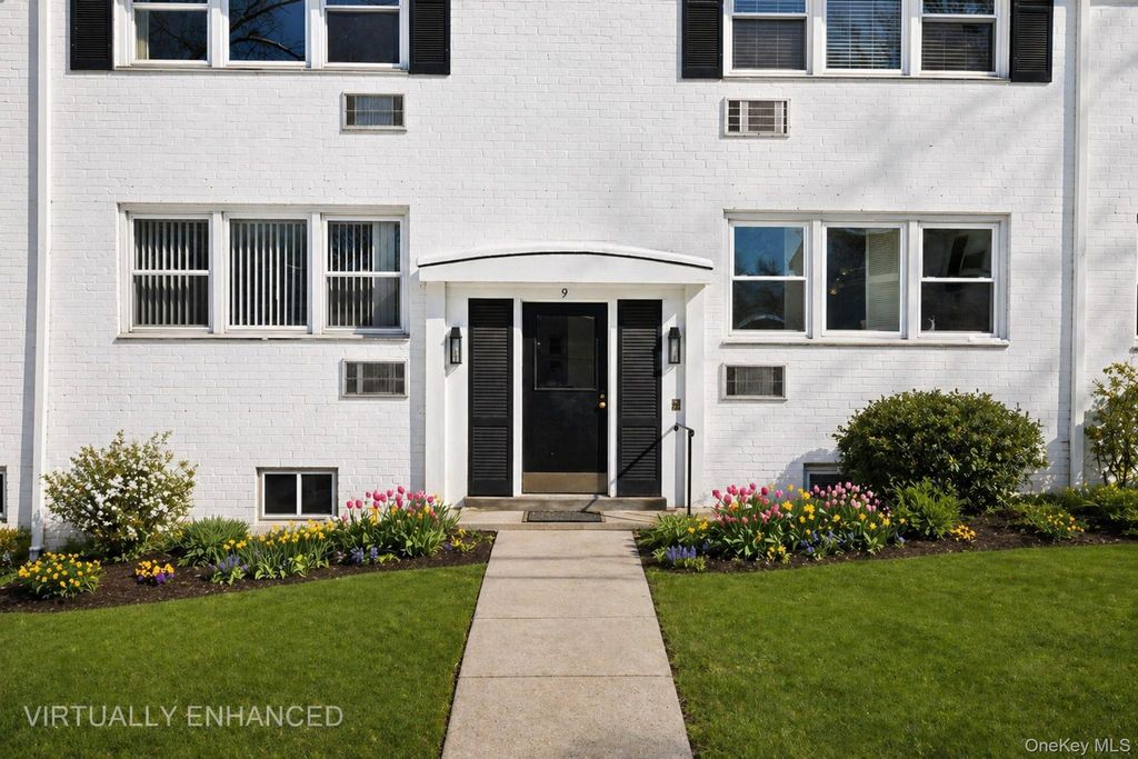 9 Avon Circle C, Rye Brook, NY 10573