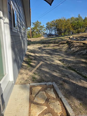 1250 Pecan Circle, Canyon Lake, TX 78133