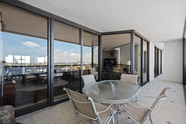 100 Lakeshore Drive 1854, North Palm Beach, FL 33408