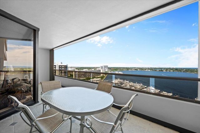 100 Lakeshore Drive 1854, North Palm Beach, FL 33408
