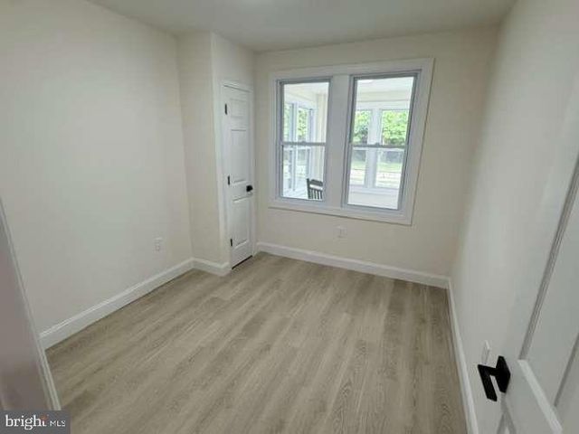 8325 STOW RD, Pennsauken, NJ 08110