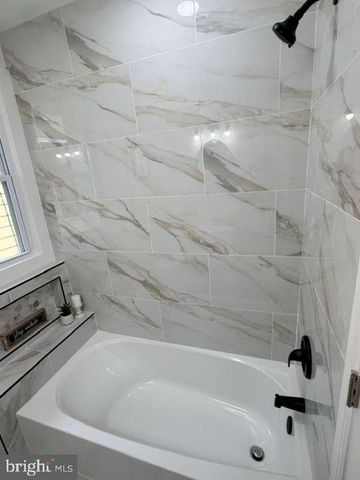 8325 STOW RD, Pennsauken, NJ 08110