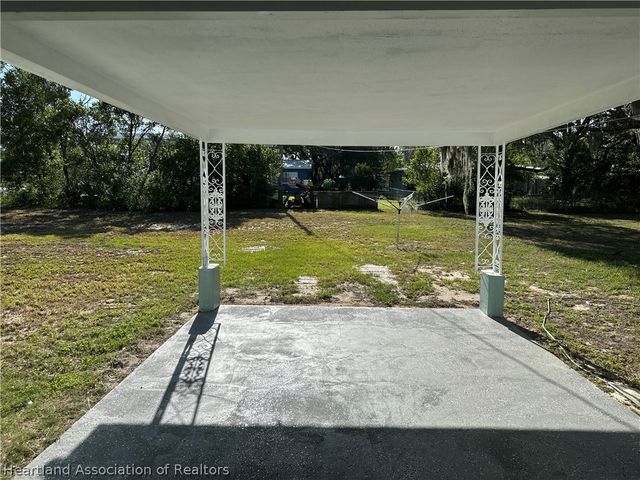 1327 Hotiyee Avenue, Sebring, FL 33870