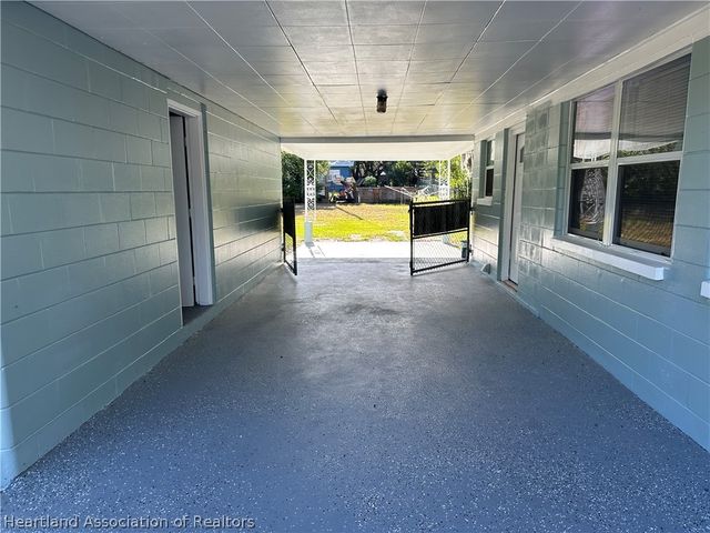 1327 Hotiyee Avenue, Sebring, FL 33870