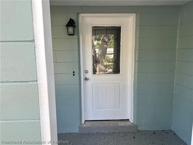 1327 Hotiyee Avenue, Sebring, FL 33870
