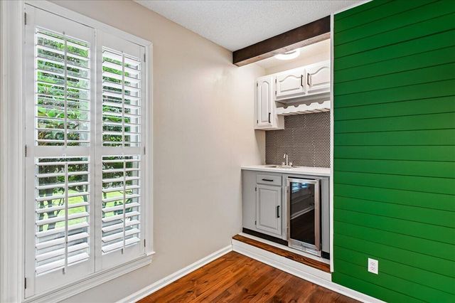 302 Factors Walk, Summerville, SC 29485