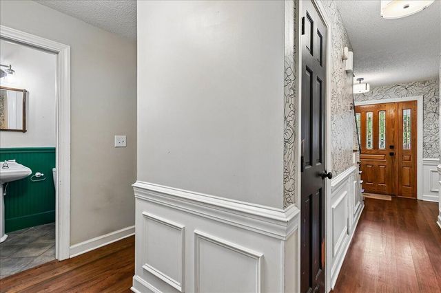 302 Factors Walk, Summerville, SC 29485