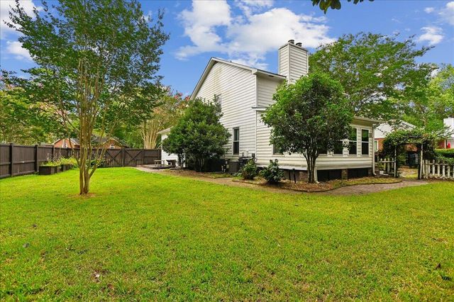 302 Factors Walk, Summerville, SC 29485
