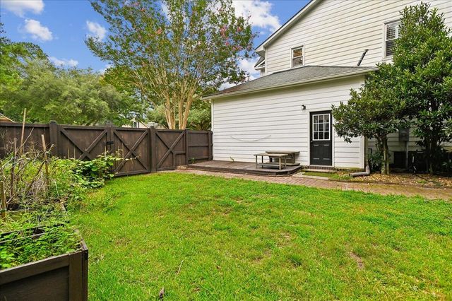 302 Factors Walk, Summerville, SC 29485