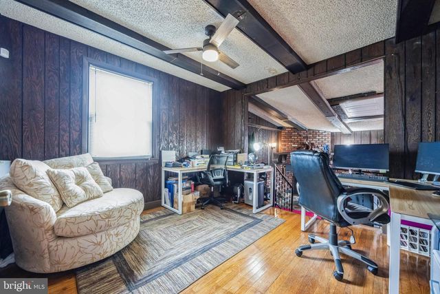 25 STATION AVE, Somerdale, NJ 08083