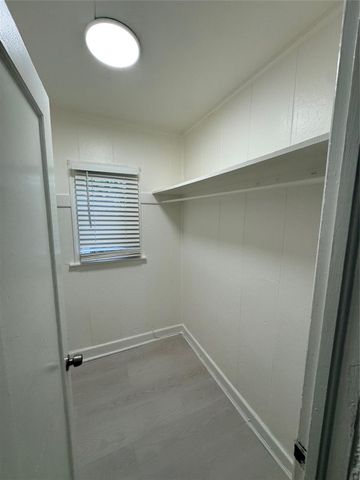 943 Almeria Road 2, West Palm Beach, FL 33405